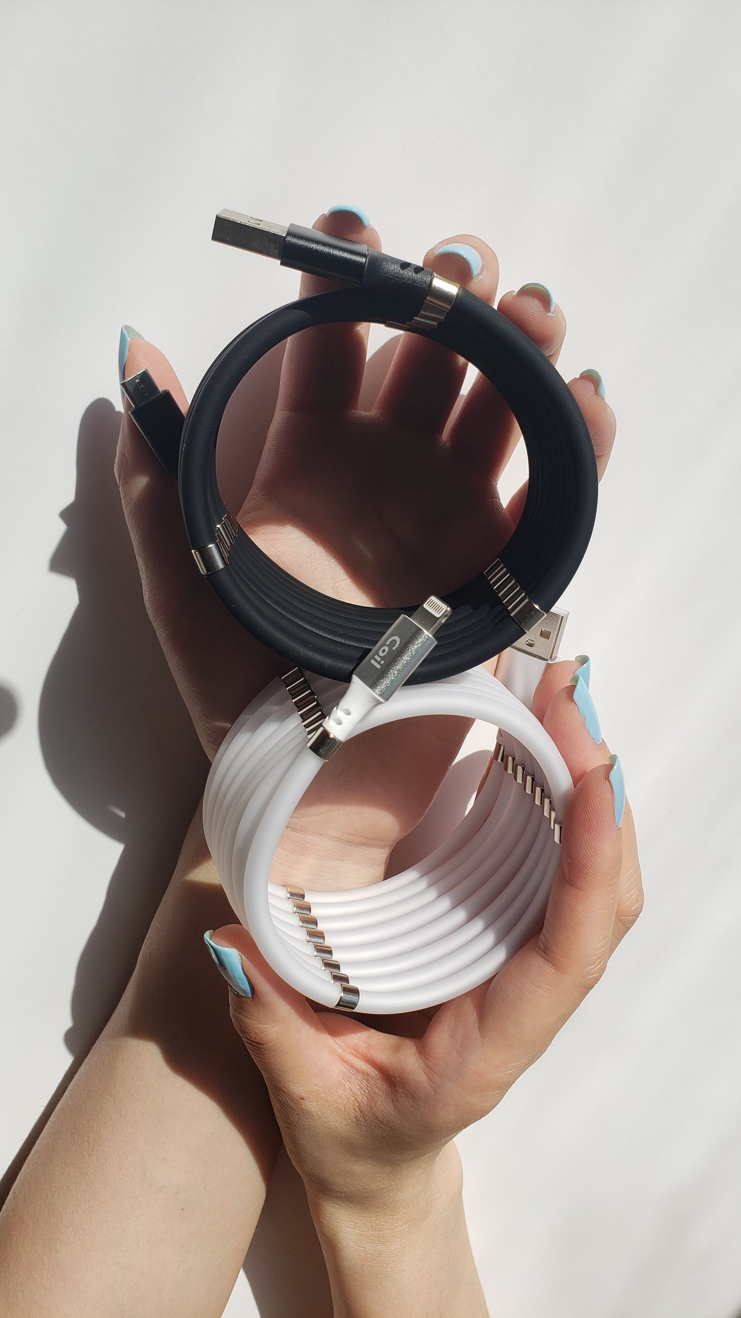 Coil β Self-Coiling Charger