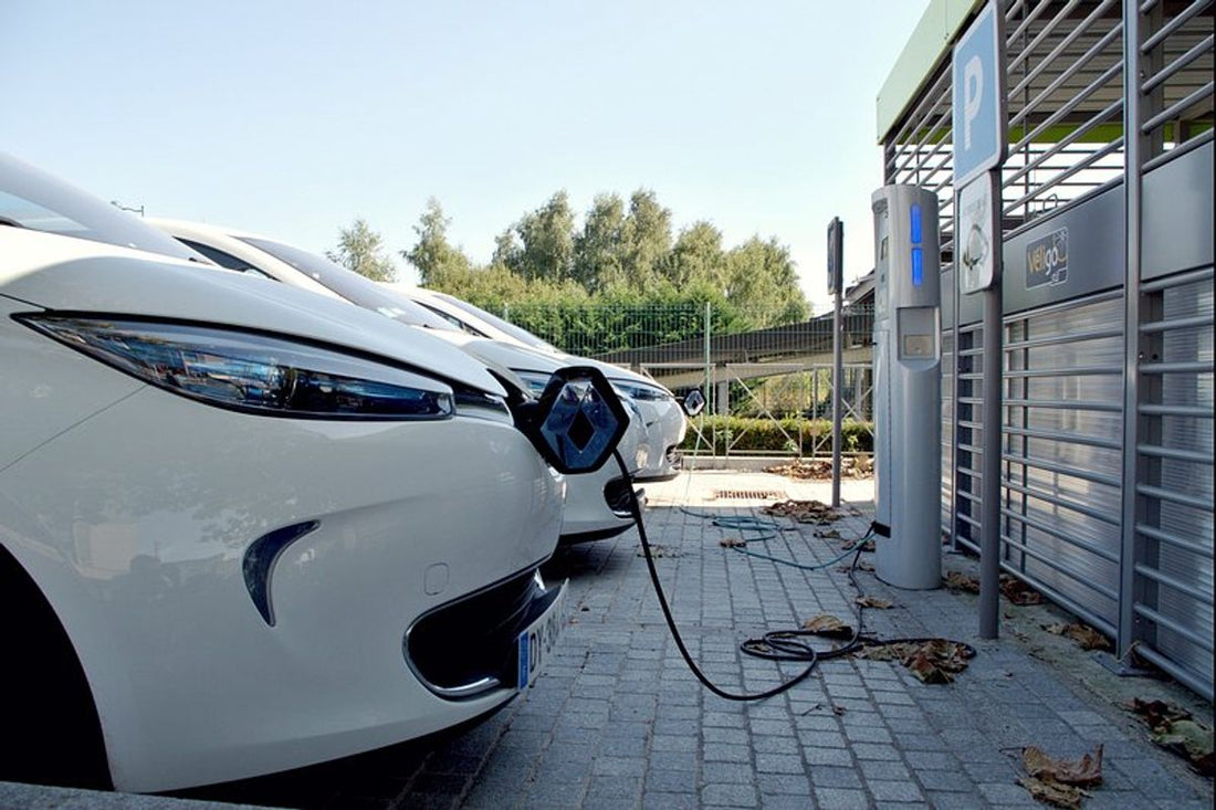 Revolutionize Your Charging Game with Coil Electronics: A Blend of Style, Speed, and Innovation